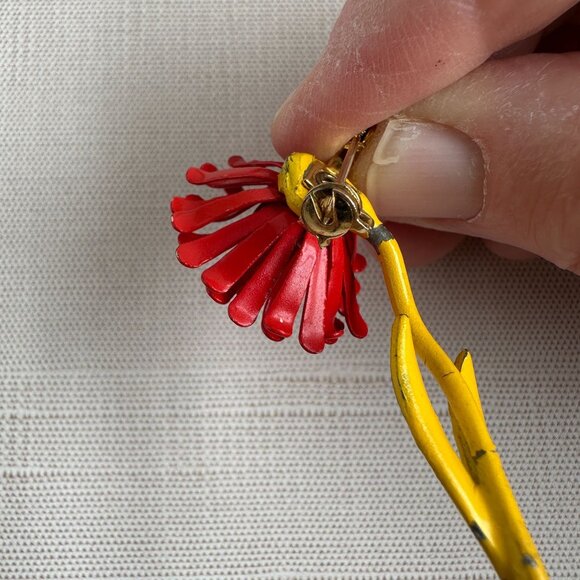 Vintage Red & Yellow Enamel Flower Brooch Pin 2.75" Retro Floral Jewelry - Picture 4 of 6